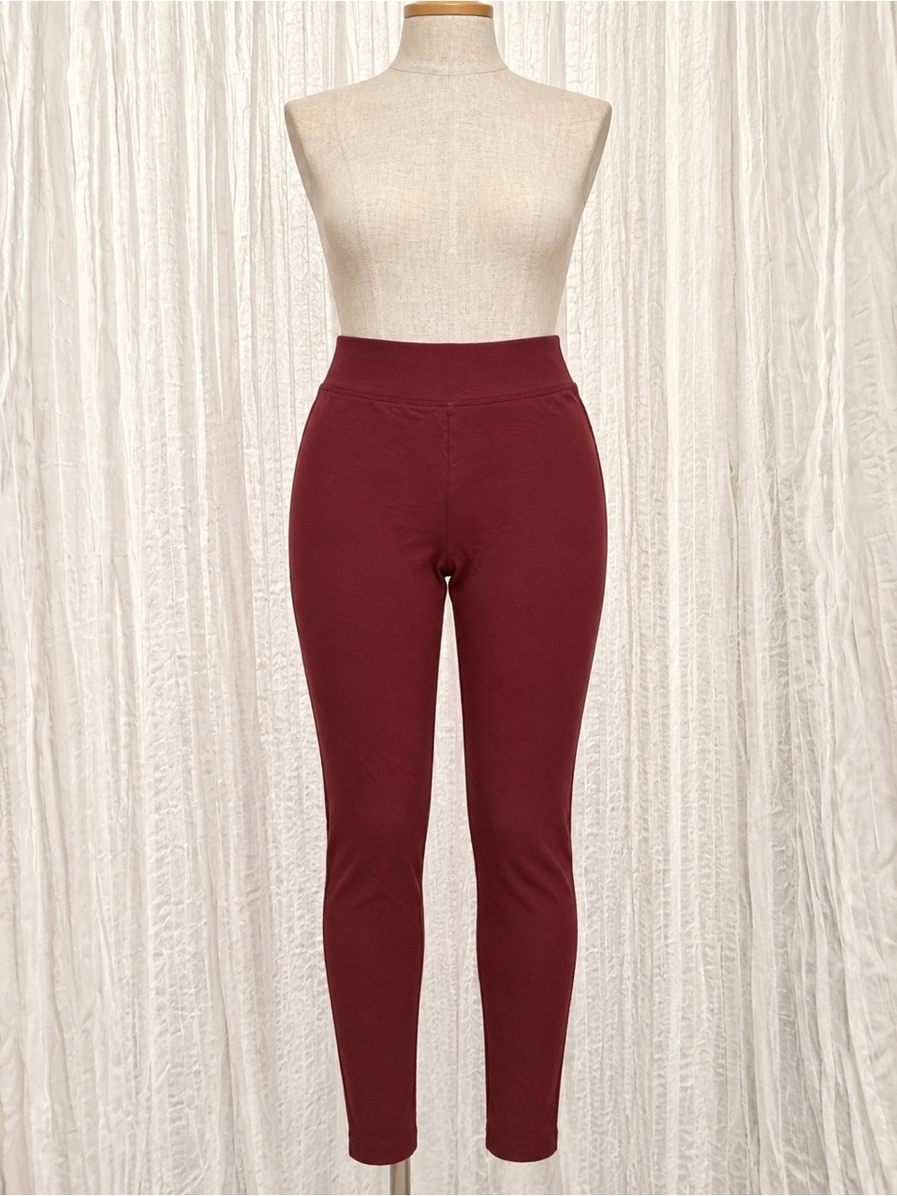 Amazon Essentials High-Rise Ponte Leggings in Burgundy